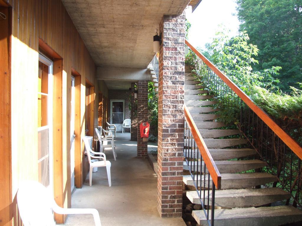 Motel Lennoxville Sherbrooke Extérieur photo